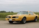 Pontiac Firebird 1977  Pontiac Firebird 1977, Aubamerican days, Aérodrome de Brienne-le-château, 24 mai 2024
