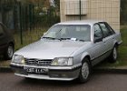 Opel Senator  Opel Senator, bourse de Courtenay, 2 avril 2023