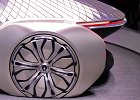 Renault EZ-Ultimo  Soit il n&#39;y a plus de pneus, soit la Renaul roule à plat !
