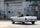 Ford Thunderbird 1955  Ford Thunderbird 1955, bouchon de Nemours, 5 octobre 2025