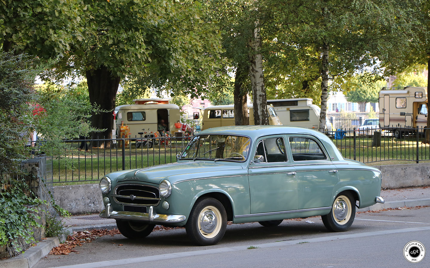 Peugeot 403