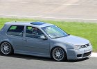 VW Golf R32