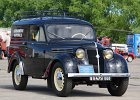 Renault Juvaquatre &#34;Gendarmerie&#34;  Renault Juvaquatre &#34;Gendarmerie&#34;, La Locomotion en fête, aérodrome de Melun-Villaroche, 11 juin 2017