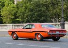 Dodge Challenger R/T  Dodge Challenger R/T, 10ème traversée de Paris estivale, 30 juillet 2017