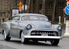 Chevrolet BelAir 1953  Chevrolet BelAir 1953, traversée de Paris, 30 août 2020