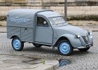Citroën 2cv fourgonnette  Citroën 2cv fourgonnette, traversée de Paris, 7 janvier 2018